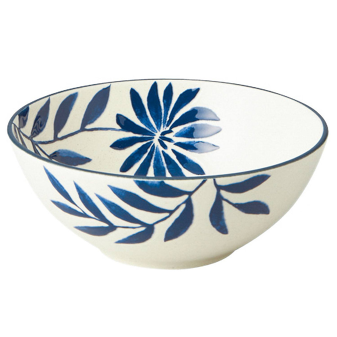 青い花びら型陶器ボウル 美濃焼 龍峯窯 青い絵柄の花びら型ボウル 中鉢 - メルカリ