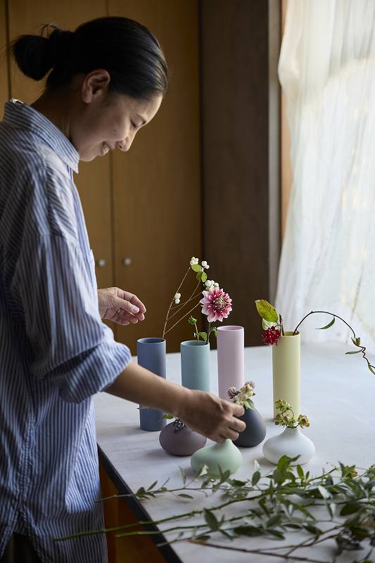 ラリック　ニンフェア　フラワーベース　最大幅約14㎝　東Y7-1126☆1F ラリック ニンフェア フラワーベース 最大幅約14㎝ 東Y7-1126☆1F