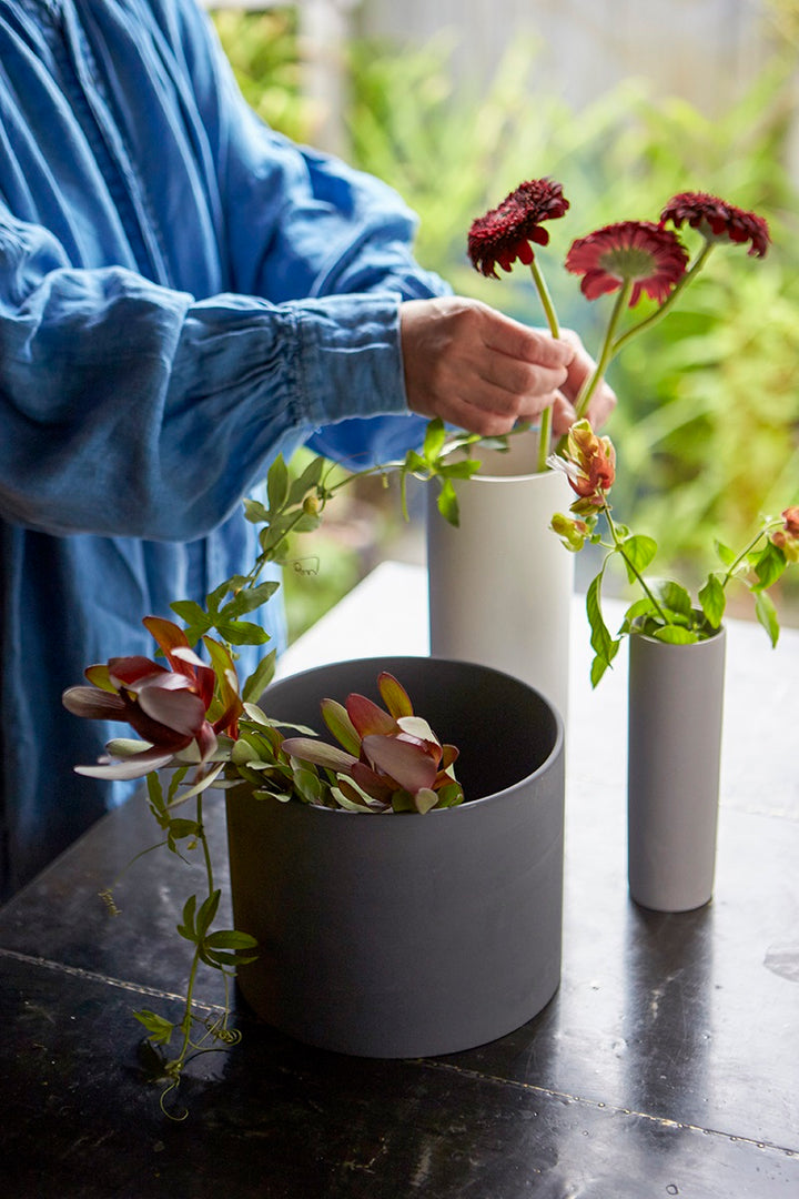 丸利玉樹利喜蔵商店 TAMAKI フラワーベース アヤ ロング M – マルラボ